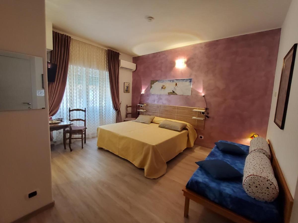 ليدو دي أوستيا Annadia Sweet Home B&B المظهر الخارجي الصورة