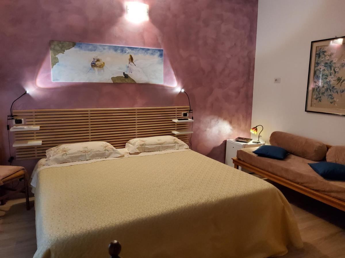ليدو دي أوستيا Annadia Sweet Home B&B المظهر الخارجي الصورة