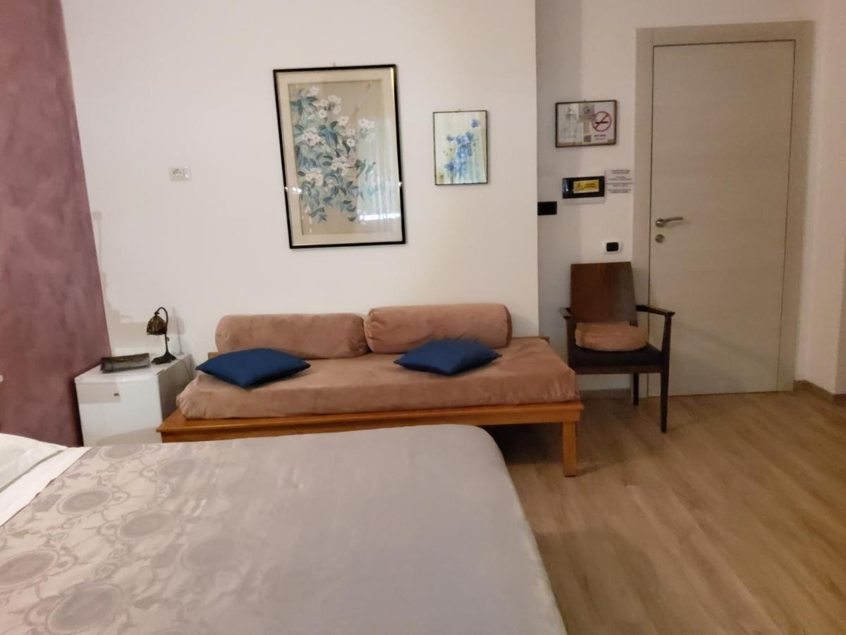 ليدو دي أوستيا Annadia Sweet Home B&B المظهر الخارجي الصورة